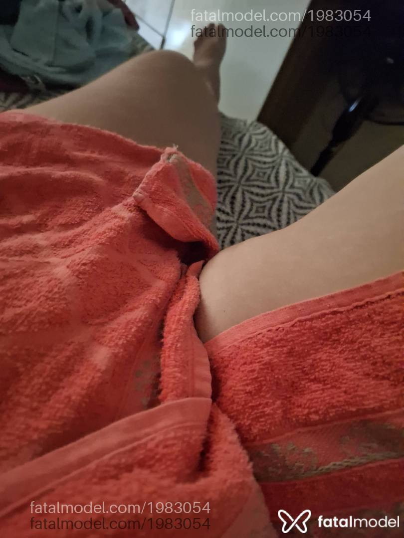 Acompanhante mulher com cabelo castanho de olhos mel em Pontes e Lacerda Acompanhante mulher com cabelo castanho de olhos mel em Pontes e Lacerda - Morena Gomes