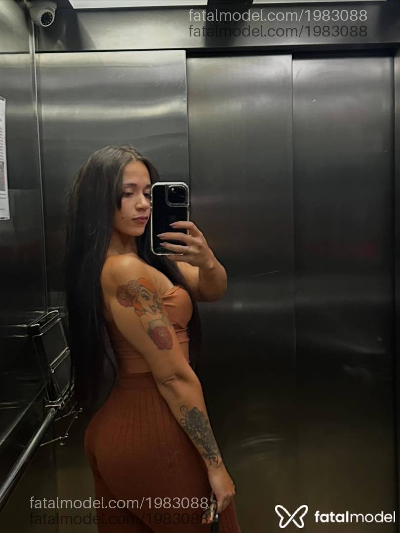 Acompanhante mulher morena (o) de olhos castanhos em Rio de Janeiro - Pérola