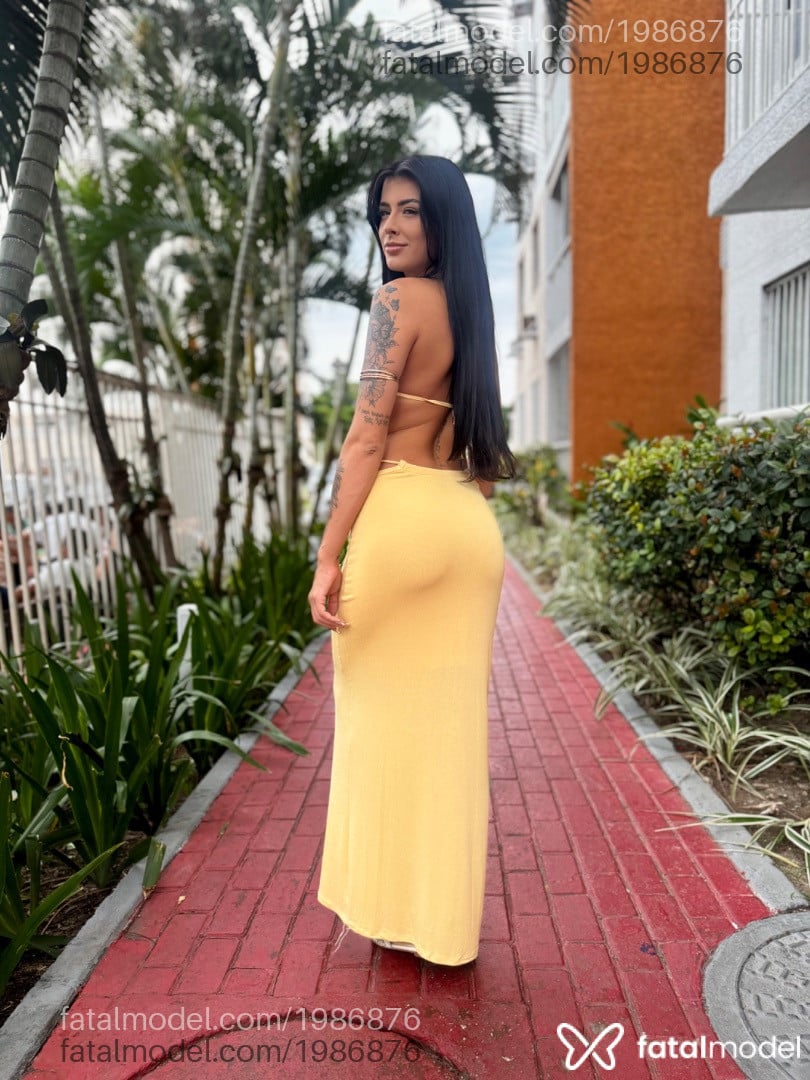 Acompanhante mulher morena (o) de olhos verdes - Bárbara anny