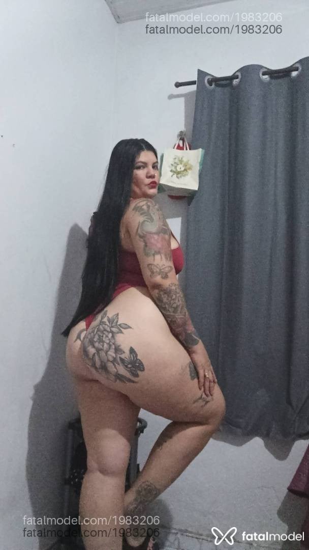 Acompanhante mulher morena (o) de olhos castanhos - Izabella Falconi