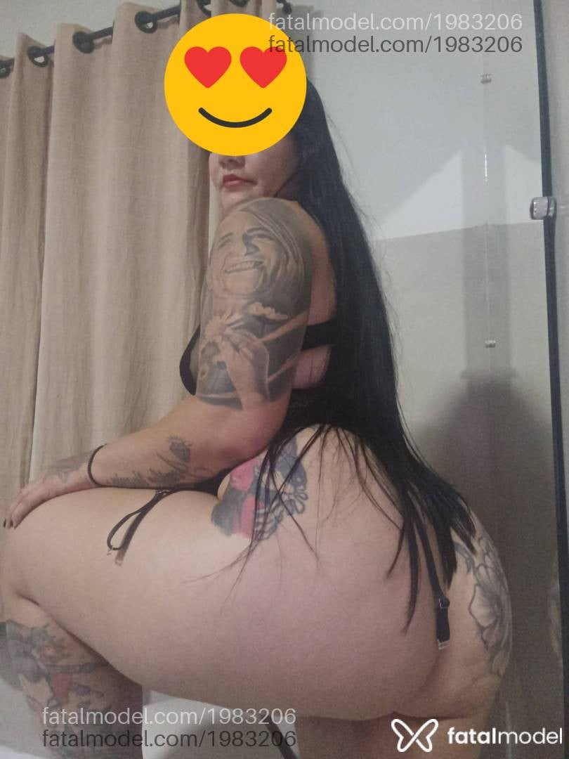 Acompanhante mulher morena (o) de olhos castanhos - Izabella Falconi
