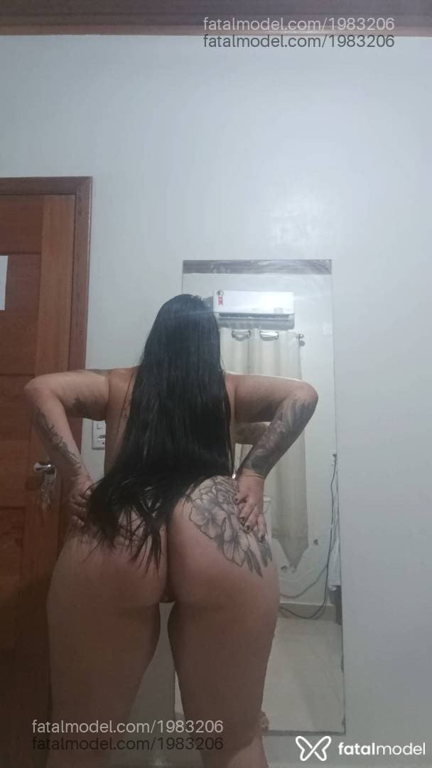 Acompanhante mulher morena (o) de olhos castanhos - Izabella Falconi