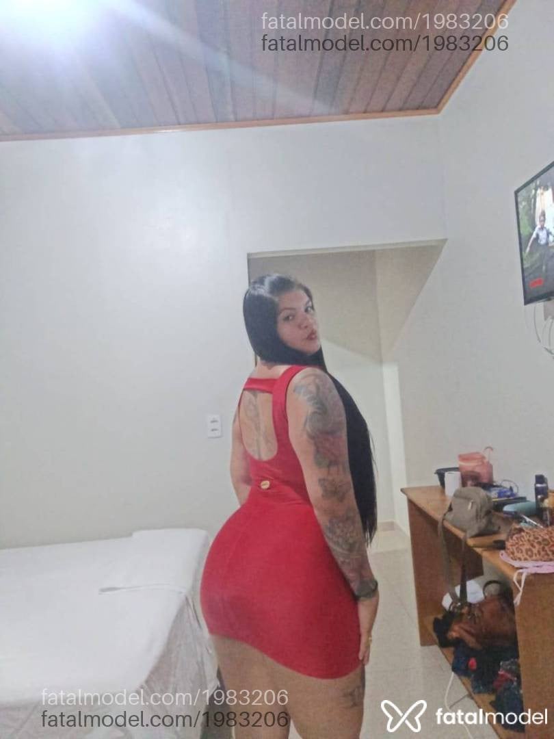 Acompanhante mulher morena (o) de olhos castanhos - Izabella Falconi