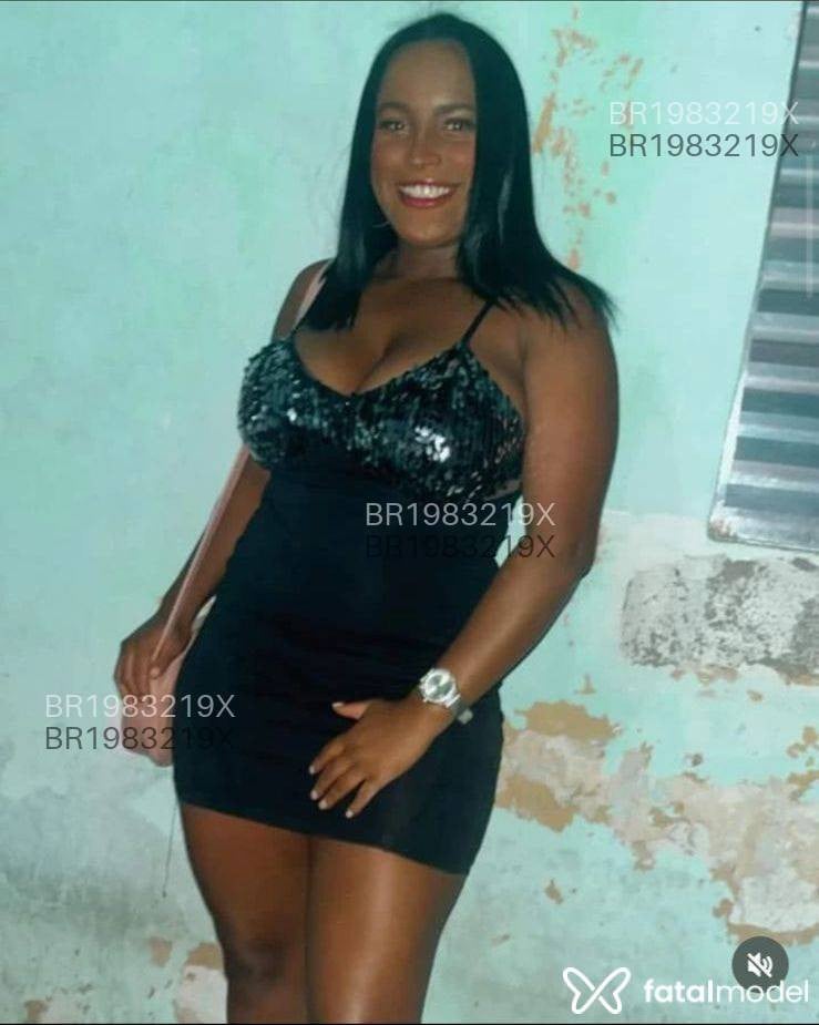 Acompanhante mulher morena (o) de olhos pretos em Itanhaém Acompanhante mulher morena (o) de olhos pretos em Itanhaém - Marina