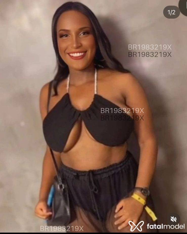 Acompanhante mulher morena (o) de olhos pretos em Itanhaém Acompanhante mulher morena (o) de olhos pretos em Itanhaém - Marina