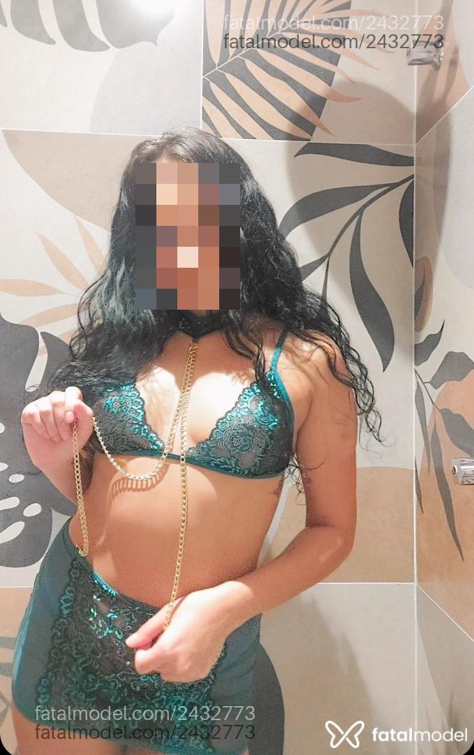 Acompanhante mulher morena (o) de olhos verdes em São Paulo Acompanhante mulher morena (o) de olhos verdes em São Paulo - Babih