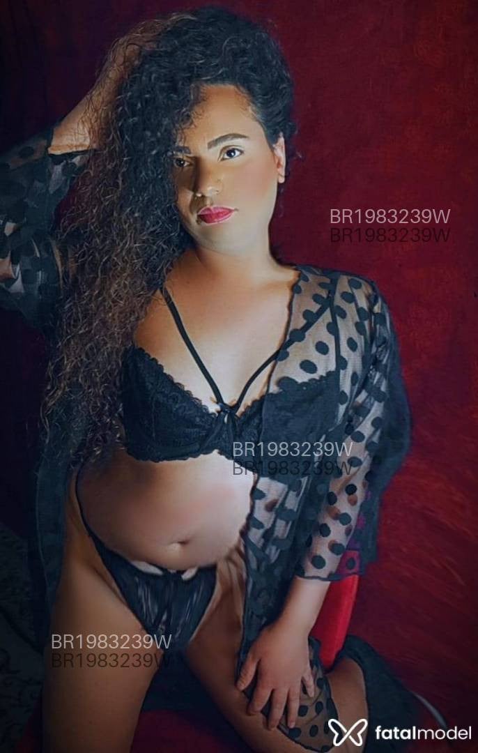 Acompanhante homem trans com cabelo castanho de olhos pretos em Caxias do Sul Acompanhante homem trans com cabelo castanho de olhos pretos em Caxias do Sul - Bruna