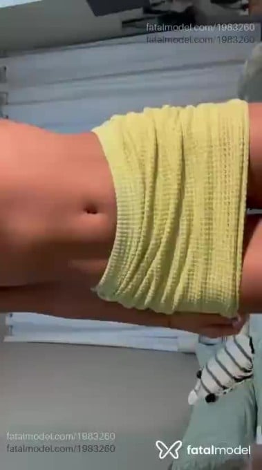 Acompanhante mulher morena (o) de olhos pretos em Virtual - Bruna