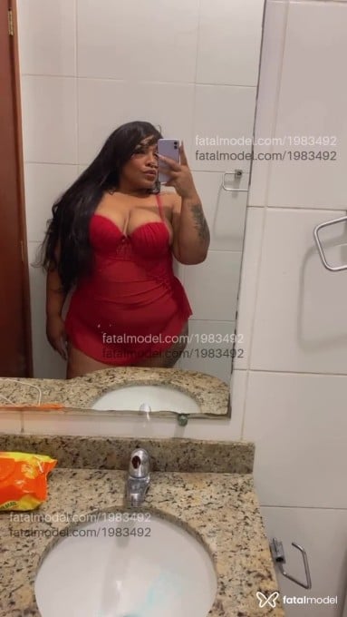 Acompanhante mulher morena (o) de olhos castanhos em Angra dos Reis - Lua