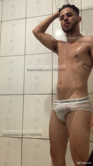 Acompanhante homem com cabelo castanho de olhos castanhos em Virtual - Gui Ferraz