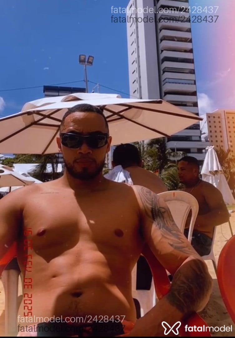 Acompanhante homem morena (o) de olhos castanhos em Fortaleza - Genio