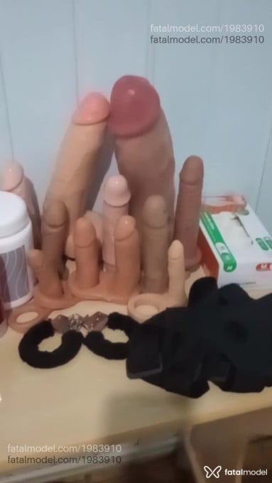 Acompanhante mulher morena (o) de olhos pretos - Marya Acompanhante mulher morena (o) de olhos pretos - Marya
