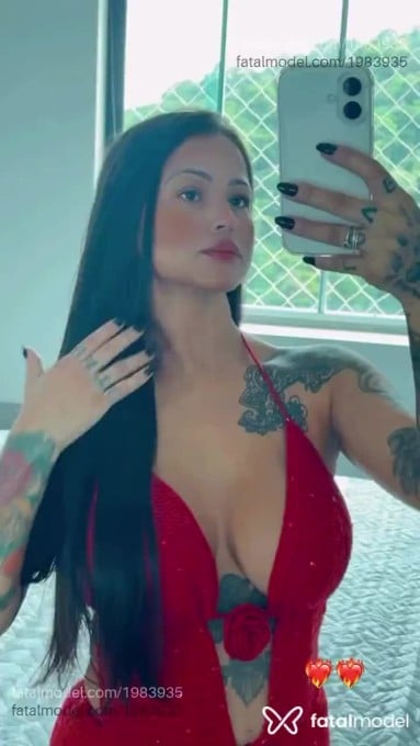 Acompanhante mulher morena (o) de olhos pretos em Chapecó Acompanhante mulher morena (o) de olhos pretos em Chapecó - Bella
