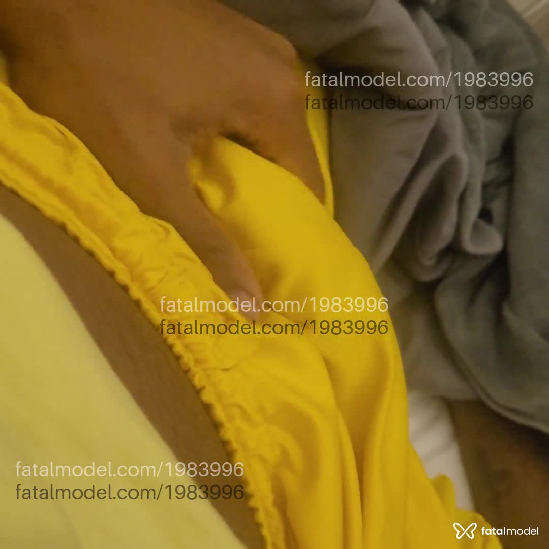Acompanhante homem morena (o) de olhos pretos em Virtual - Silva