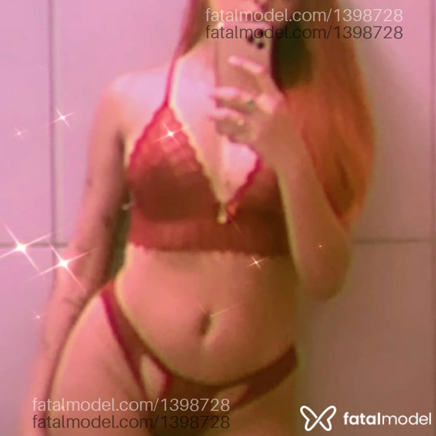 Acompanhante mulher ruiva (o) de olhos castanhos - Luiza Acompanhante mulher ruiva (o) de olhos castanhos - Luiza