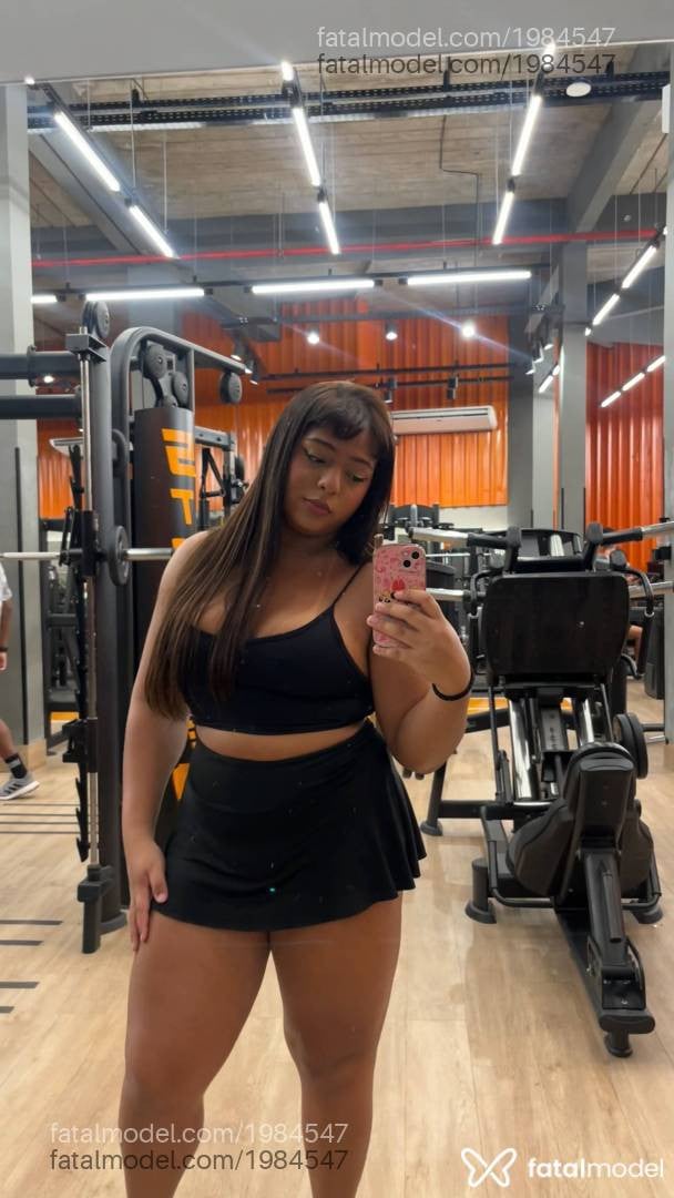 Acompanhante mulher trans morena (o) de olhos castanhos - Amanda Calie