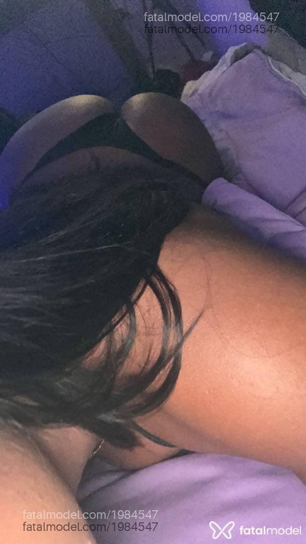 Acompanhante mulher trans morena (o) de olhos castanhos - Amanda Calie