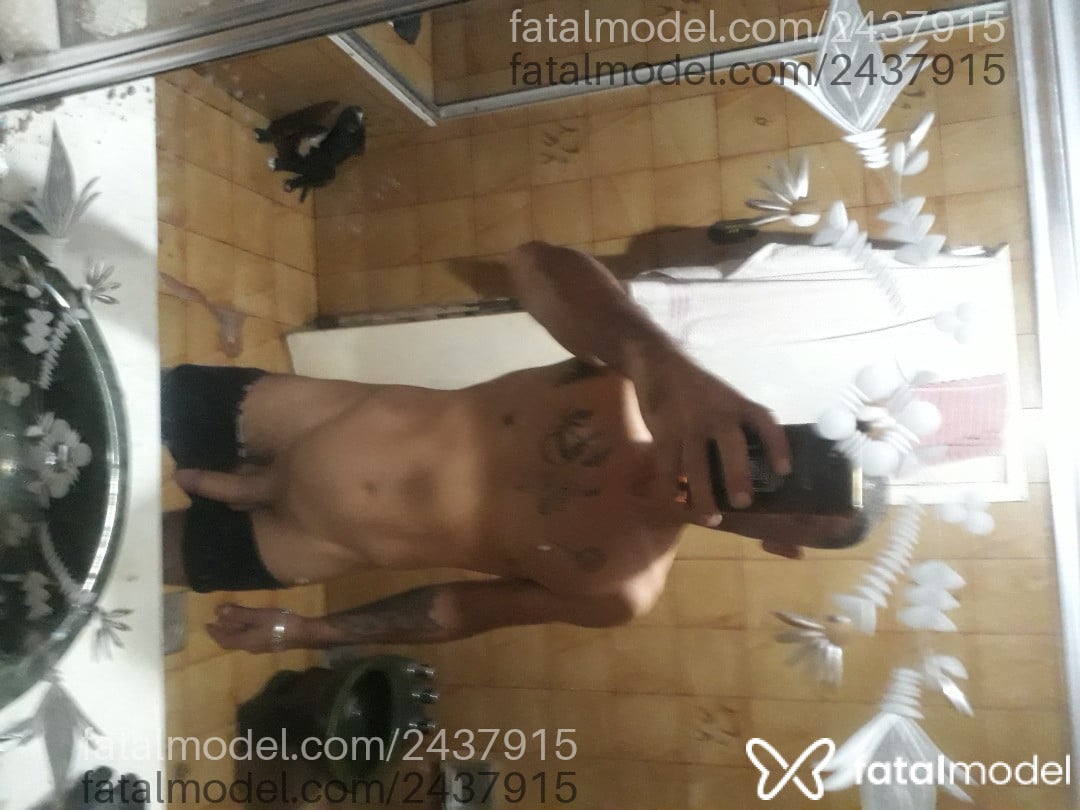 Acompanhante homem morena (o) de olhos castanhos em Lages Acompanhante homem morena (o) de olhos castanhos em Lages - John snow