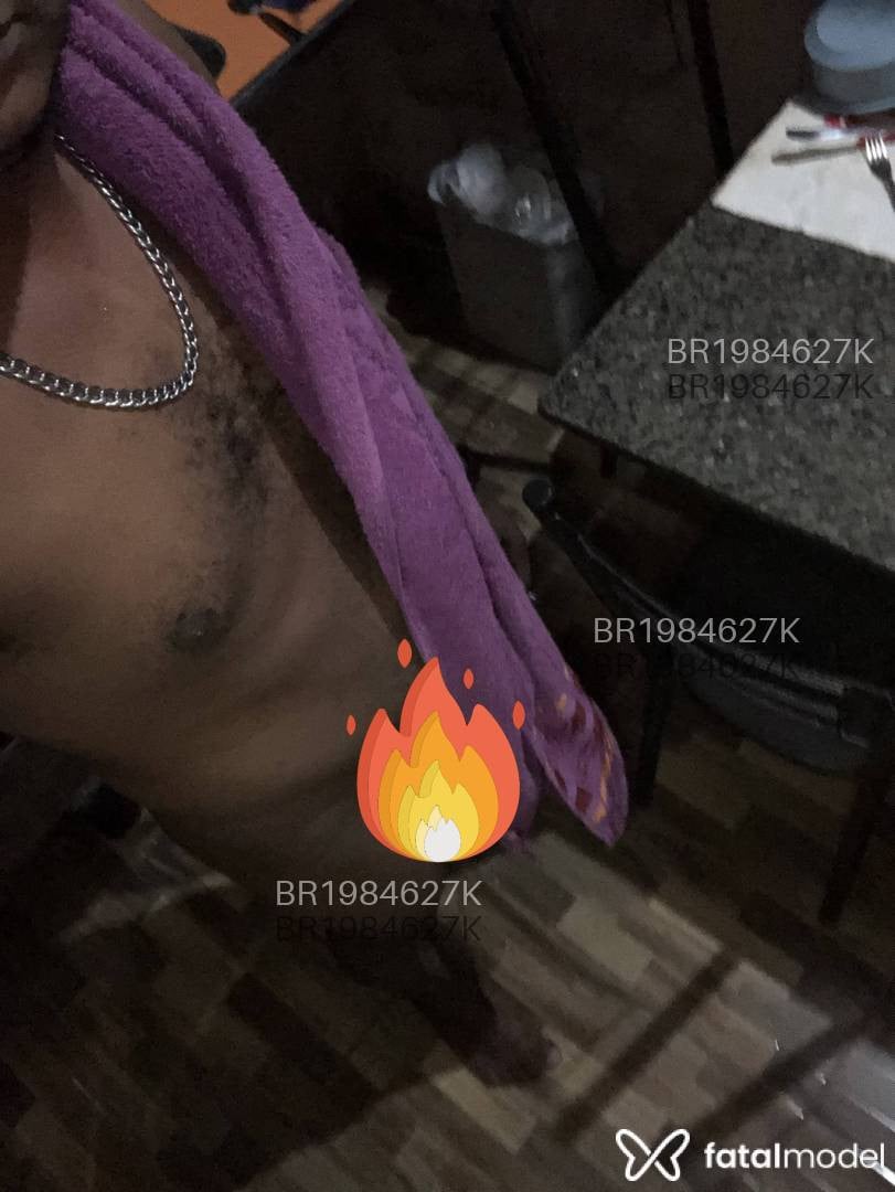 Acompanhante homem morena (o) de olhos castanhos em Porto Velho Acompanhante homem morena (o) de olhos castanhos em Porto Velho - Negojosi