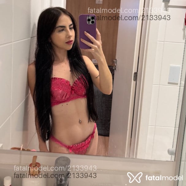 Acompanhante mulher com cabelo castanho de olhos castanhos em São Paulo - Mel