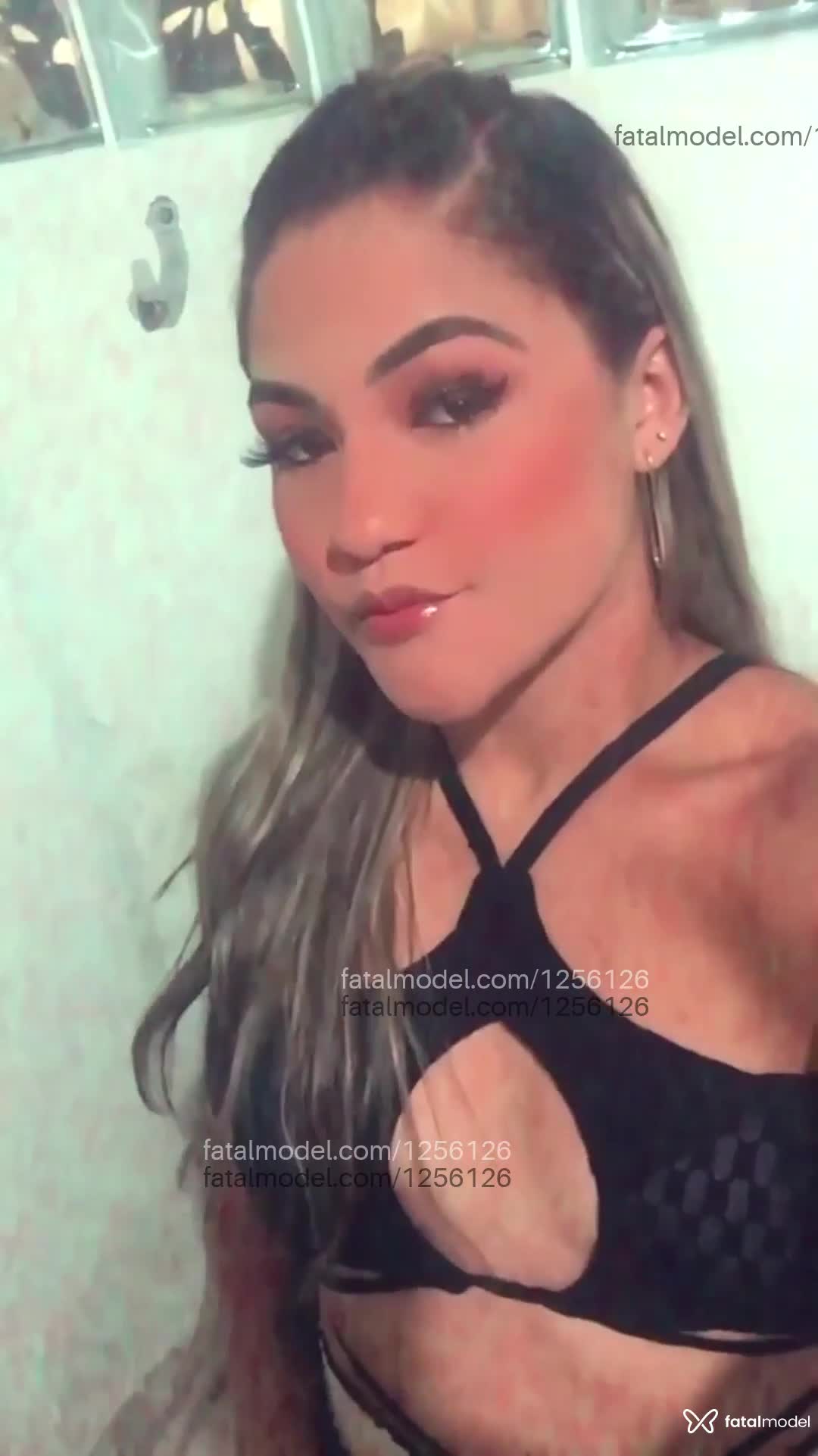 Acompanhante mulher loira (o) de olhos pretos em Aracaju - Bruna fontes