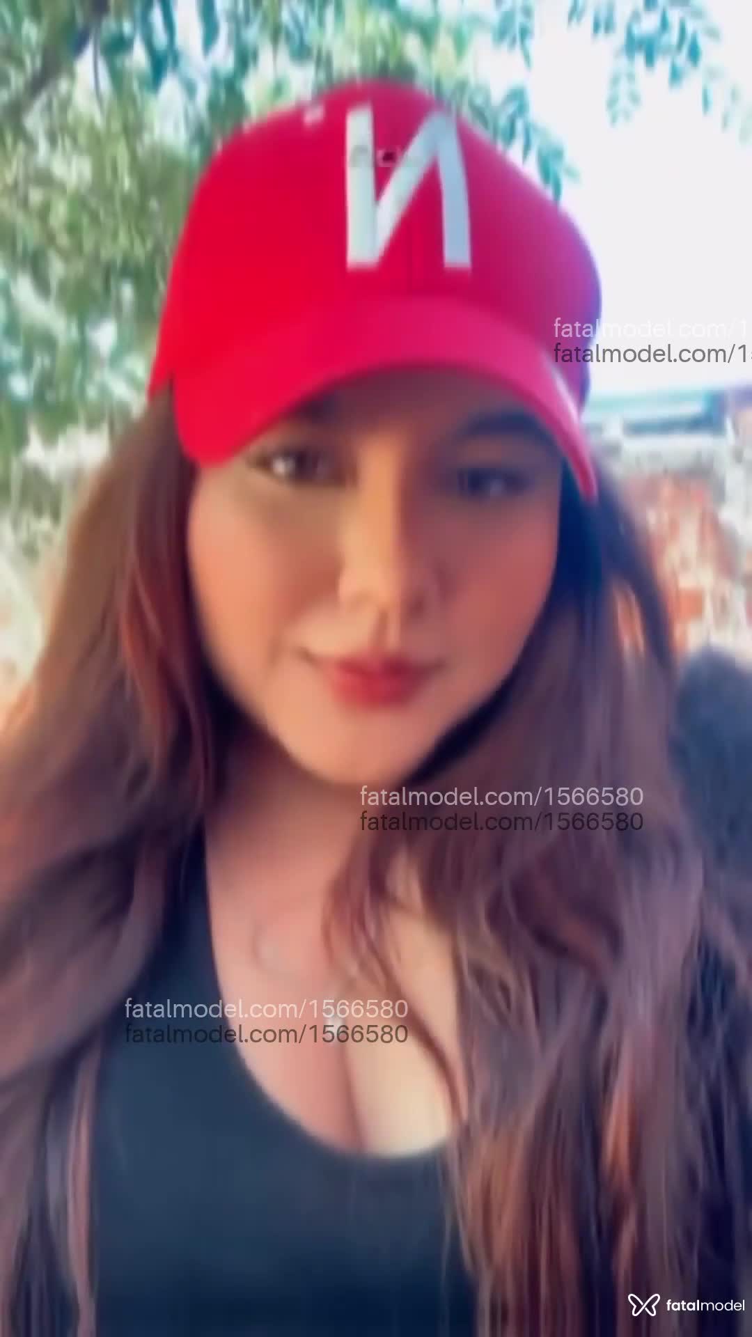 Acompanhante mulher com cabelo castanho de olhos castanhos - Scarlet