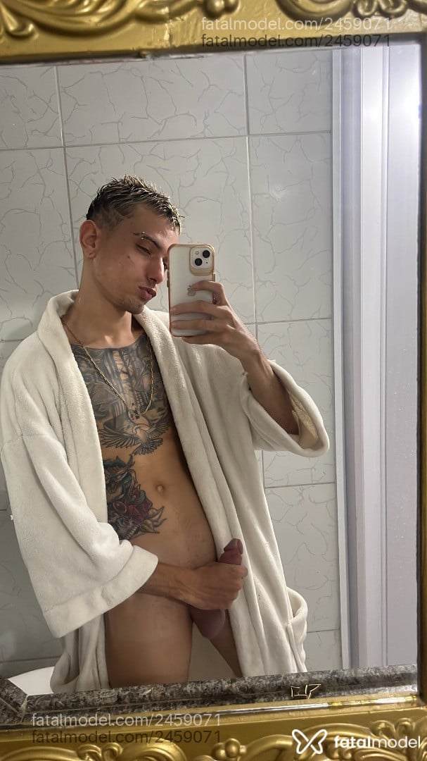Acompanhante homem loira (o) de olhos verdes em Fortaleza - Thiago Kelton