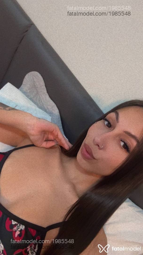 Acompanhante mulher com cabelo castanho de olhos castanhos - Maria Eduarda
