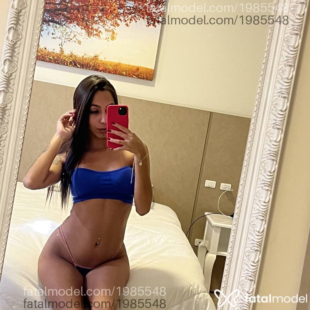 Acompanhante mulher com cabelo castanho de olhos castanhos em Gramado - Maria Eduarda