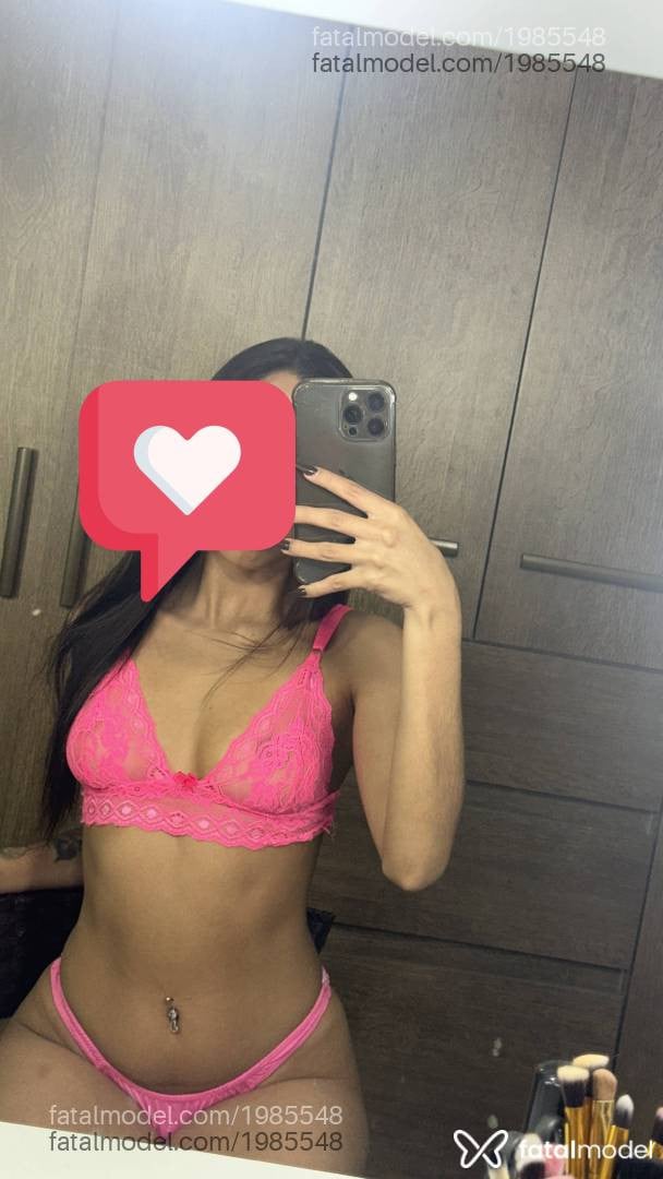 Acompanhante mulher com cabelo castanho de olhos castanhos - Maria Eduarda