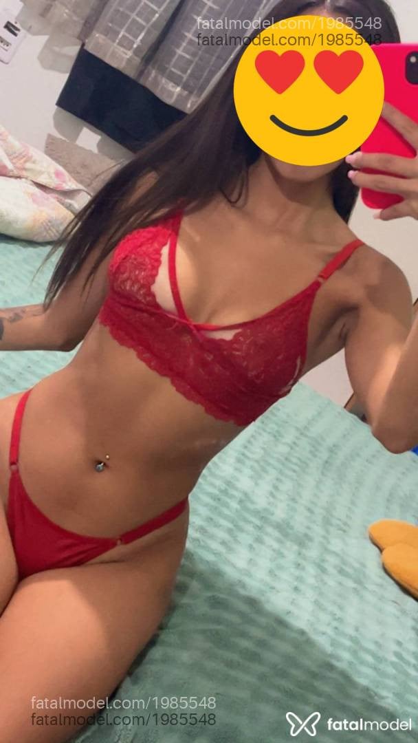 Acompanhante mulher com cabelo castanho de olhos castanhos em Porto Alegre - Maria Eduarda
