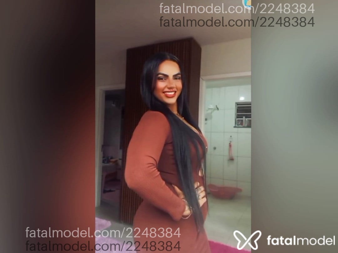 Acompanhante mulher com cabelo castanho de olhos castanhos em Foz do Iguaçu - Larissa Emanuelle