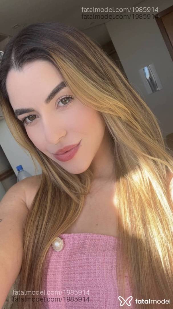 Acompanhante mulher loira (o) de olhos verdes - Natalia Vaz