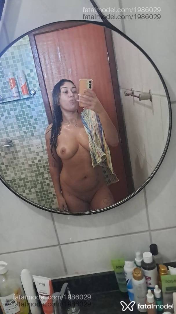 Acompanhante mulher morena (o) de olhos castanhos - Bianca