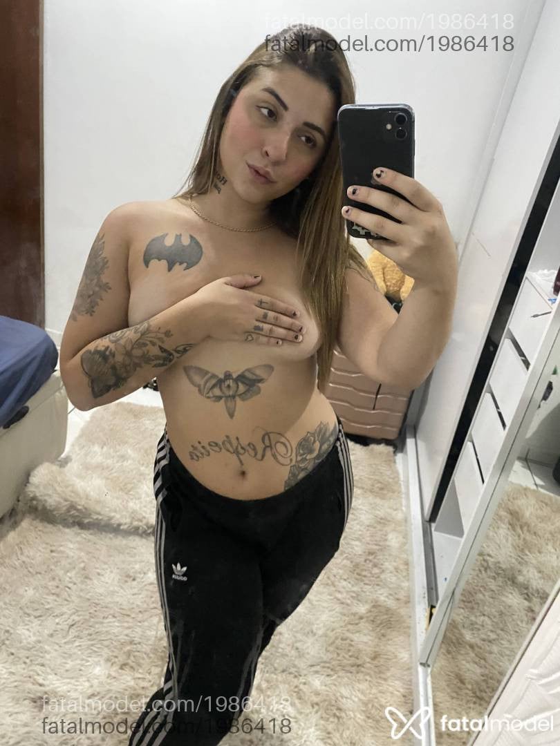 Acompanhante mulher loira (o) de olhos mel em Ubatuba Acompanhante mulher loira (o) de olhos mel em Ubatuba - Jully