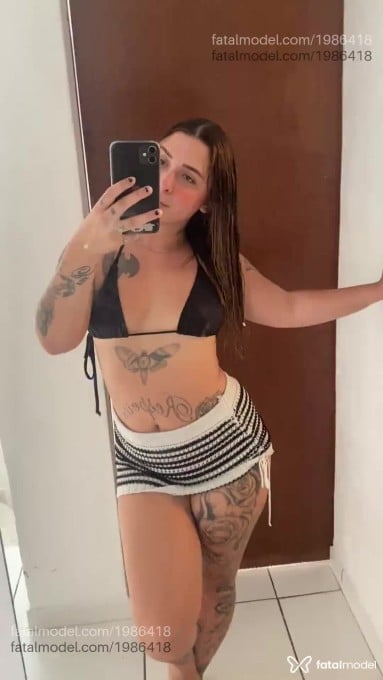 Acompanhante mulher loira (o) de olhos mel em Ubatuba Acompanhante mulher loira (o) de olhos mel em Ubatuba - Jully