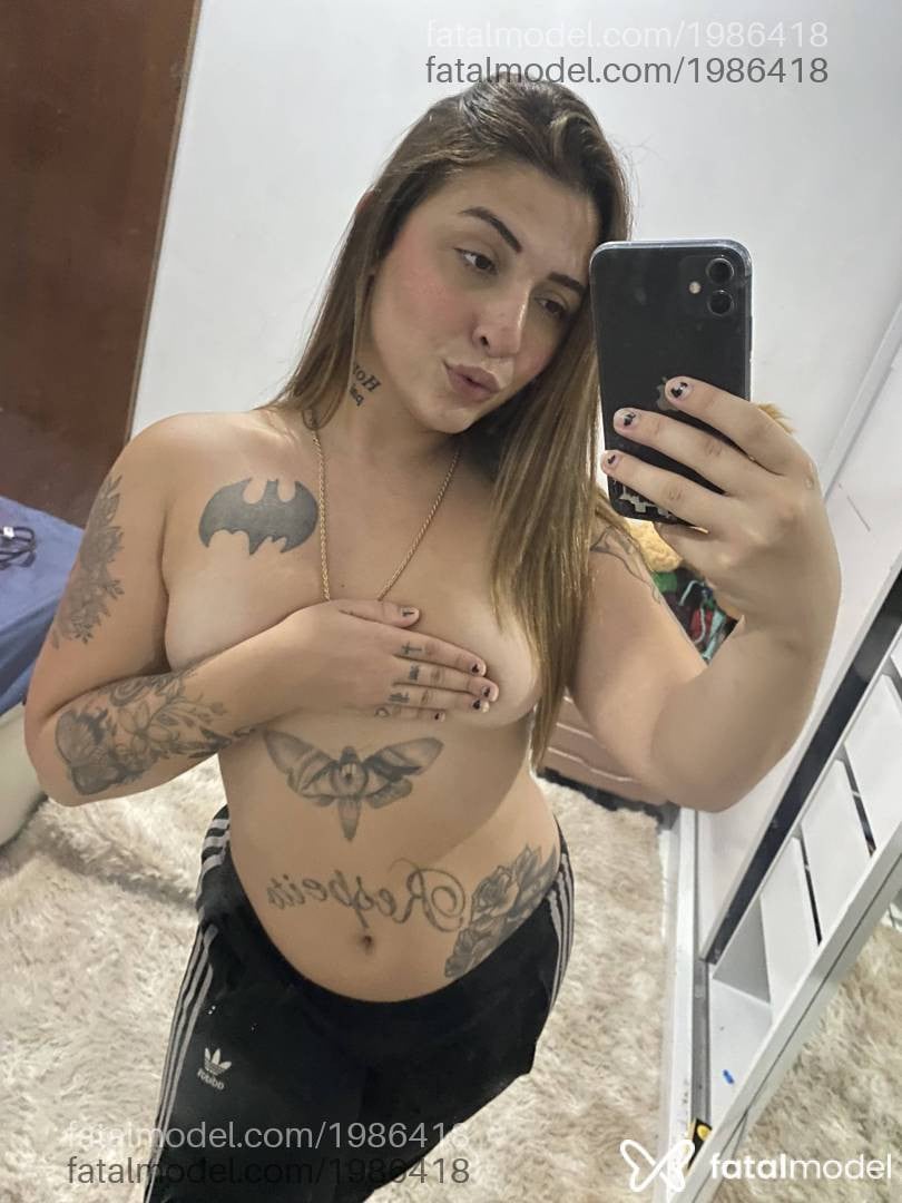 Acompanhante mulher loira (o) de olhos mel em Ubatuba Acompanhante mulher loira (o) de olhos mel em Ubatuba - Jully