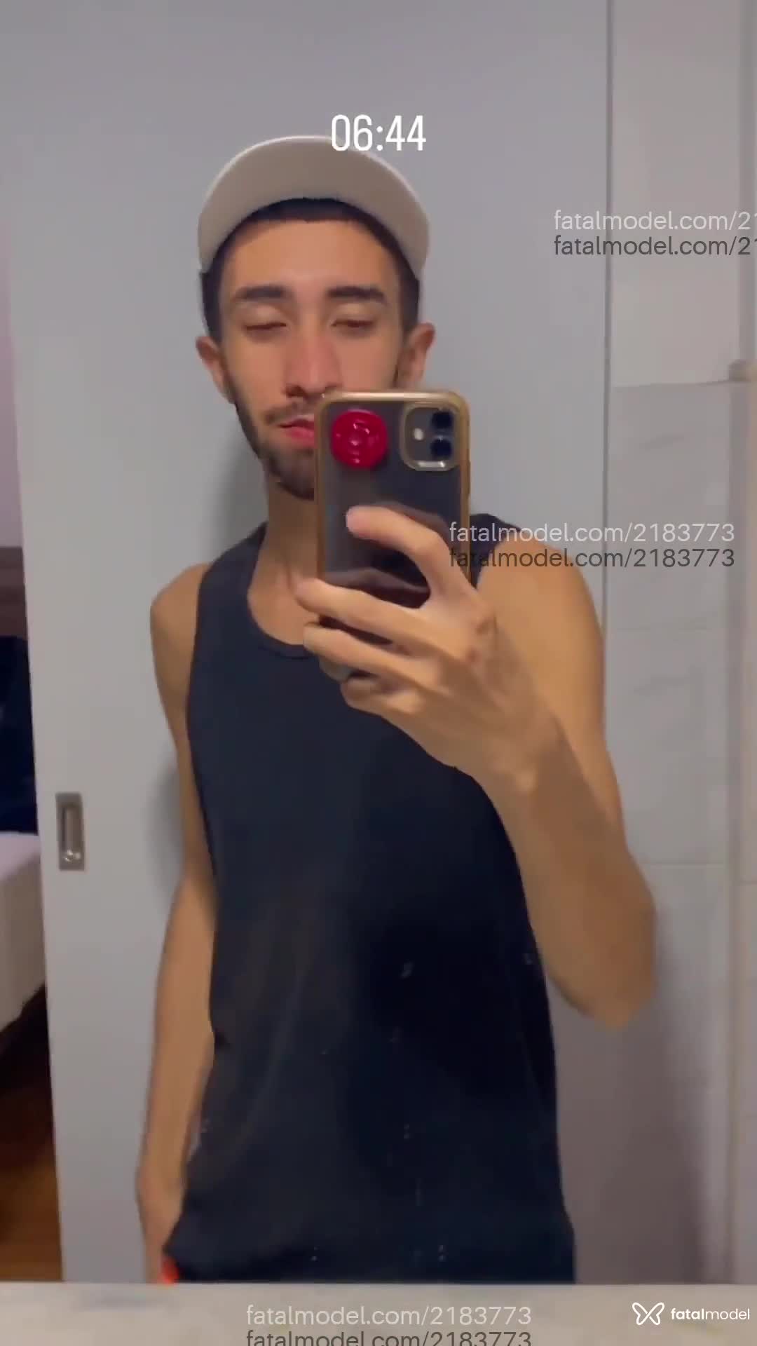 Acompanhante homem com cabelo castanho de olhos castanhos em Rio de Janeiro - Henrique