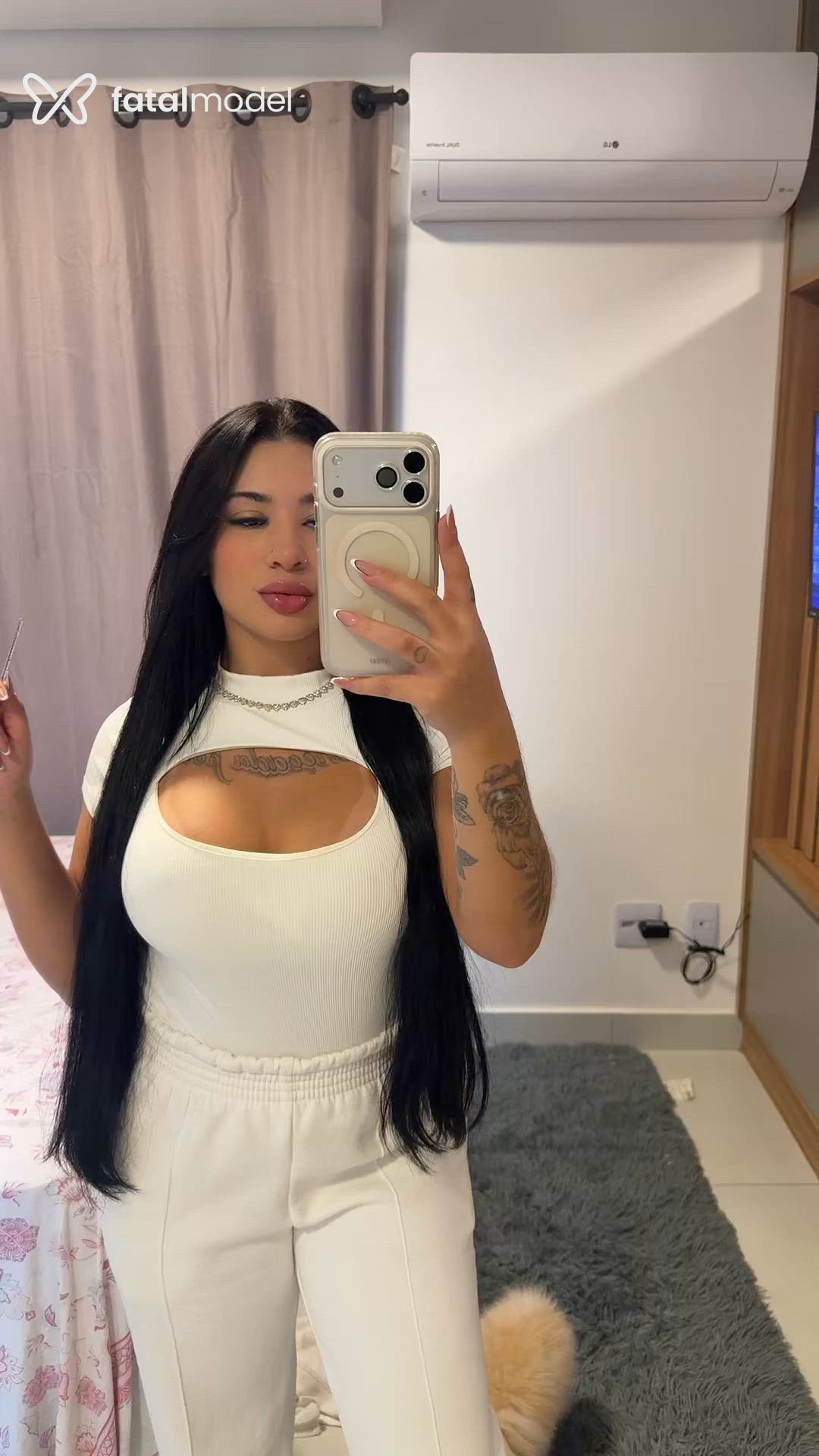 Acompanhante mulher morena (o) de olhos castanhos em Ribeirão Preto Acompanhante mulher morena (o) de olhos castanhos em Ribeirão Preto - Jade