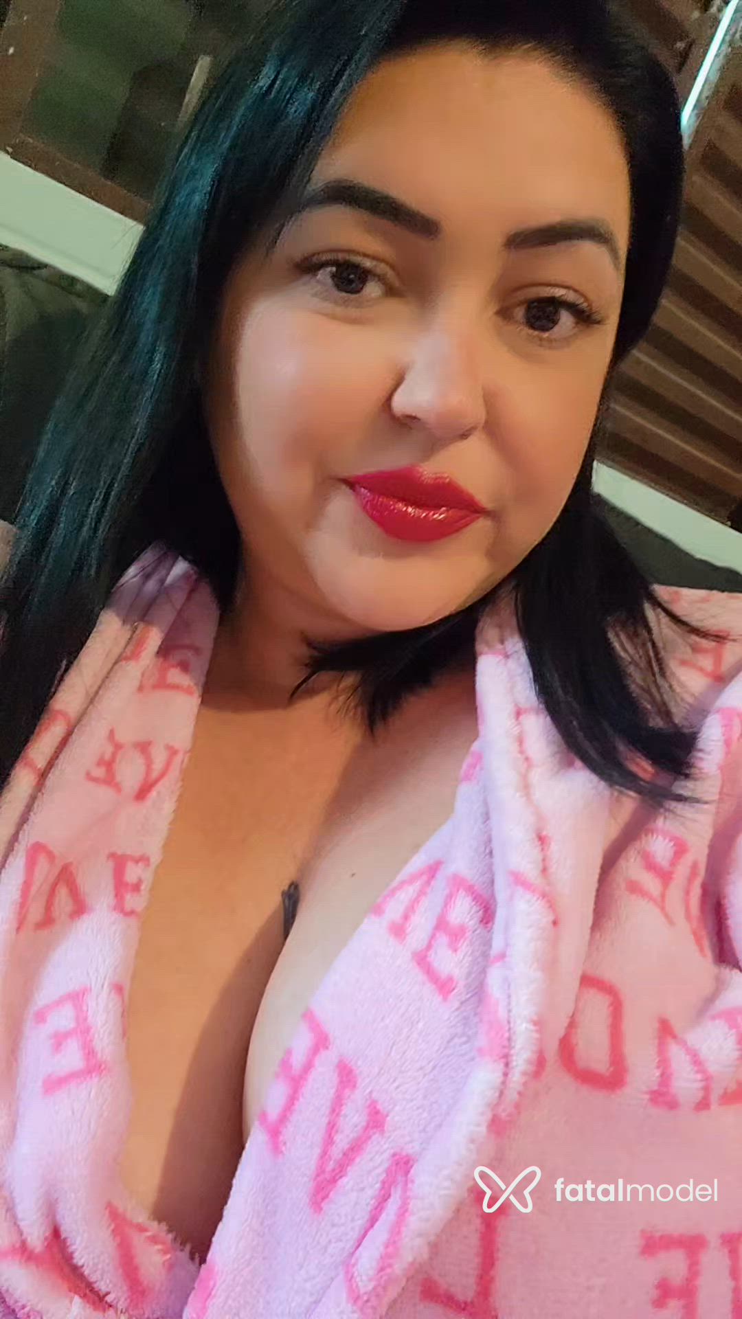 Acompanhante mulher morena (o) de olhos castanhos - Fernanda Mendes Acompanhante mulher morena (o) de olhos castanhos - Fernanda Mendes