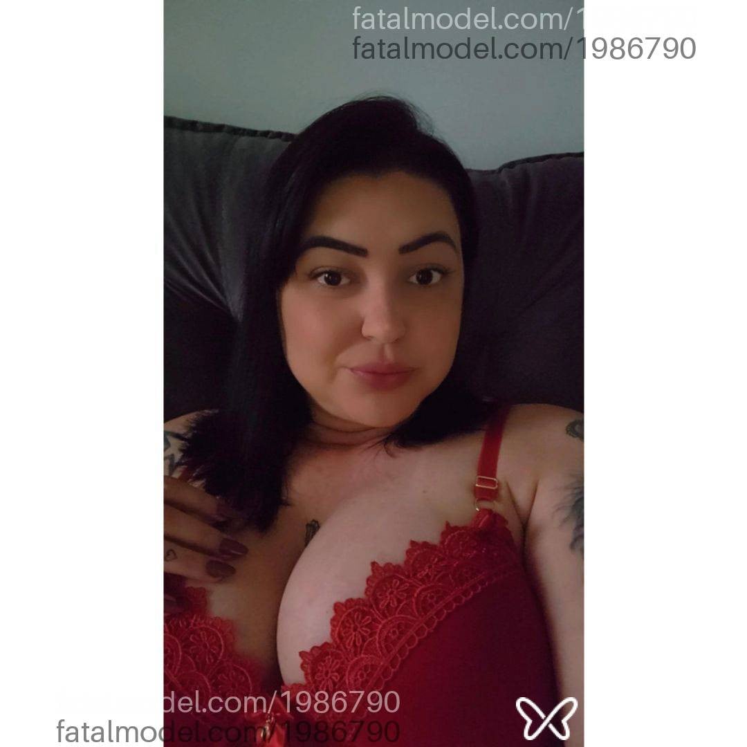 Acompanhante mulher morena (o) de olhos castanhos - Fernanda Mendes