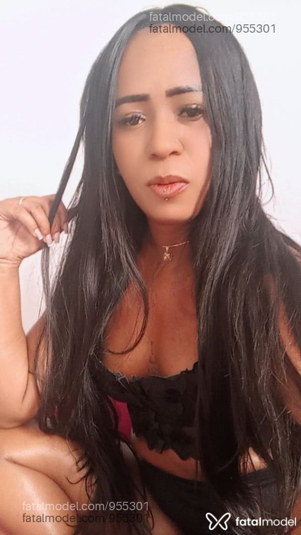 Acompanhante mulher morena (o) de olhos pretos em Ubatuba - Poly