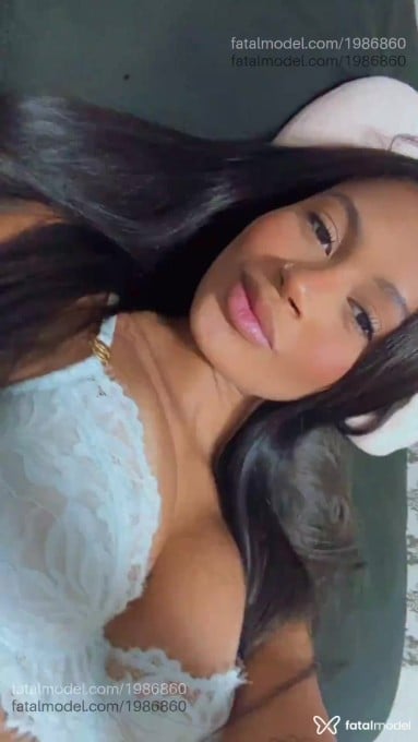 Acompanhante mulher com cabelo castanho de olhos castanhos em Rio de Janeiro - Júlia