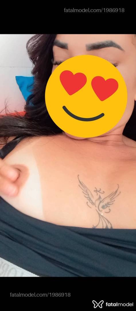 Acompanhante mulher morena (o) de olhos castanhos - Rosa