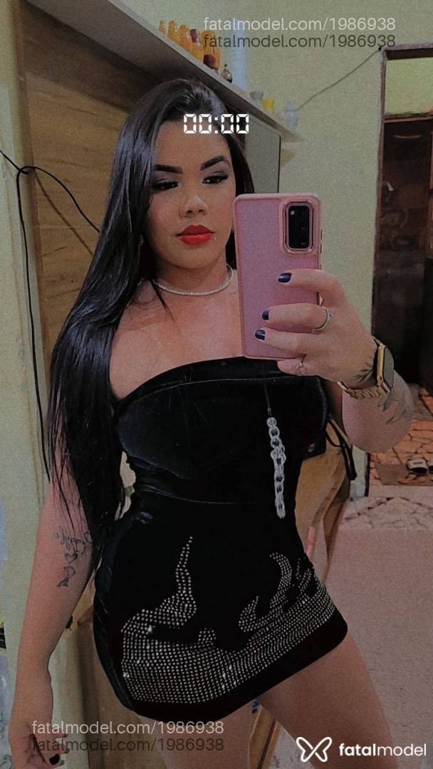 Acompanhante mulher morena (o) de olhos castanhos - Vitória