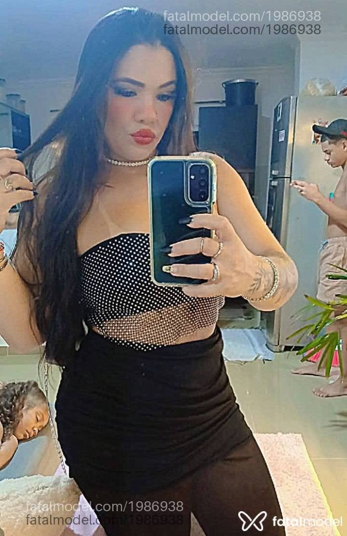 Acompanhante mulher morena (o) de olhos castanhos em Valença - Vitória