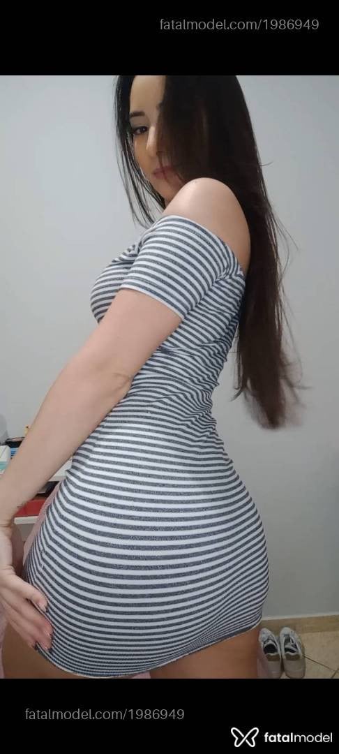 Acompanhante mulher com cabelo castanho de olhos castanhos - Selina Kylle