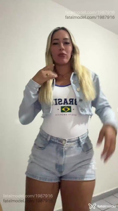 Acompanhante mulher loira (o) de olhos castanhos em Arcoverde - Gabryela Fox