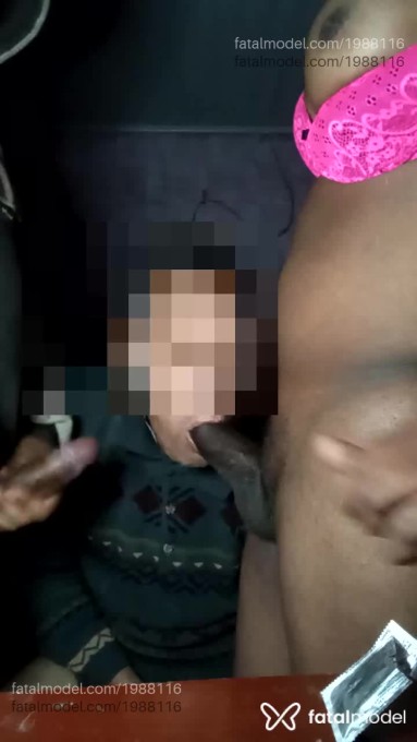 Acompanhante mulher trans morena (o) de olhos castanhos em Virtual - Tayná