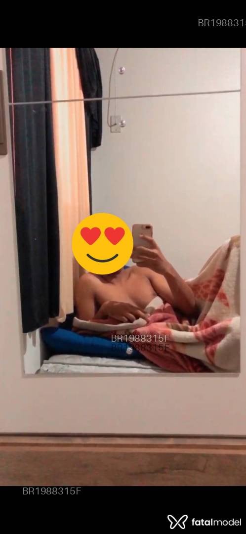 Acompanhante homem morena (o) de olhos castanhos em Virtual - Welbert